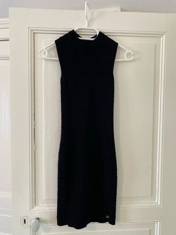 Robe courte moulante kaporal noir XS