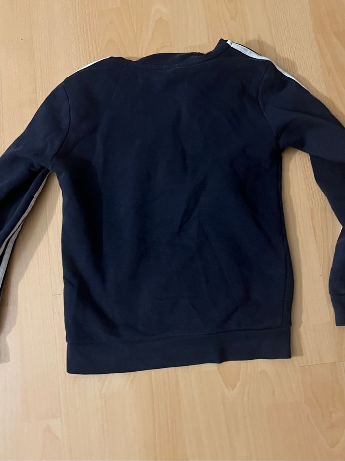 Sweatshirt Adidas pour enfant 👕 - photo numéro 2