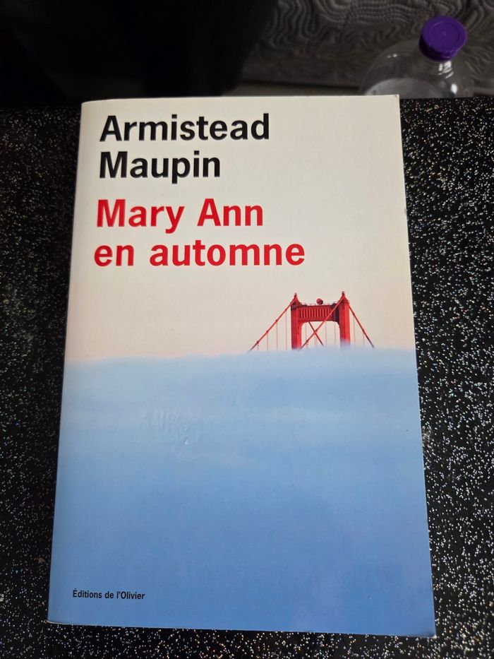 Livre broché Mary Anne en automne - photo numéro 2