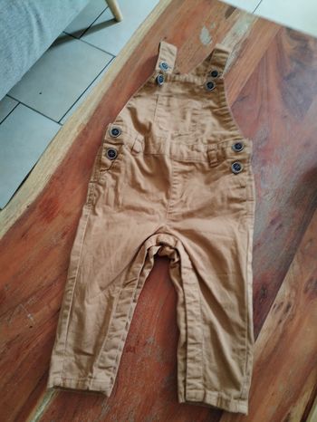 Lots trois salopettes 9mois