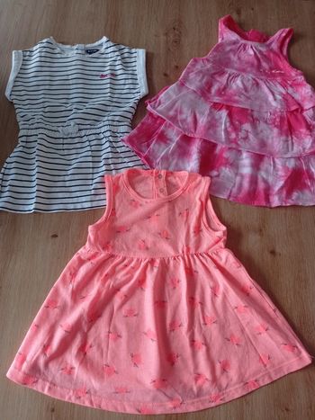 Lot 3 robe taille 6 mois