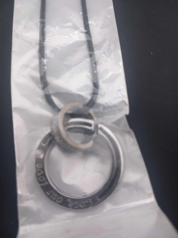 Collier avec pendentif entrelacé i love you - photo numéro 2