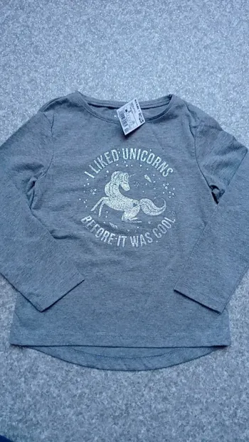 Kiabi t-shirt neuf taille 3 ans