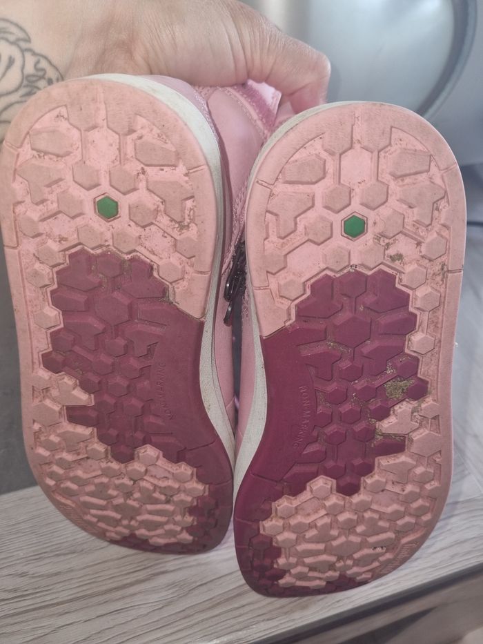 Superbe bottines timberland rose - photo numéro 4