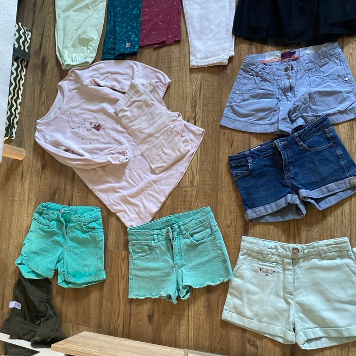 Lot de vêtements fille 8 ans - photo numéro 3