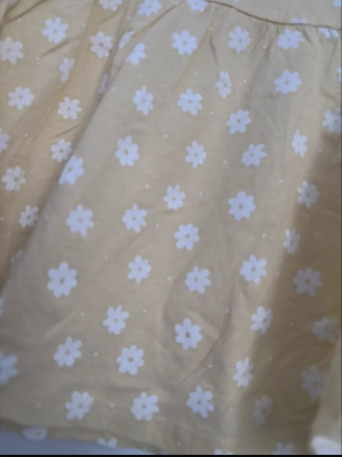 Robe jaune 9 mois - photo numéro 4