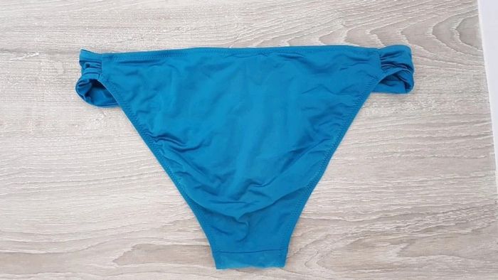Bikini Taille 38 pour le haut et taille 40 pour le bas - photo numéro 5