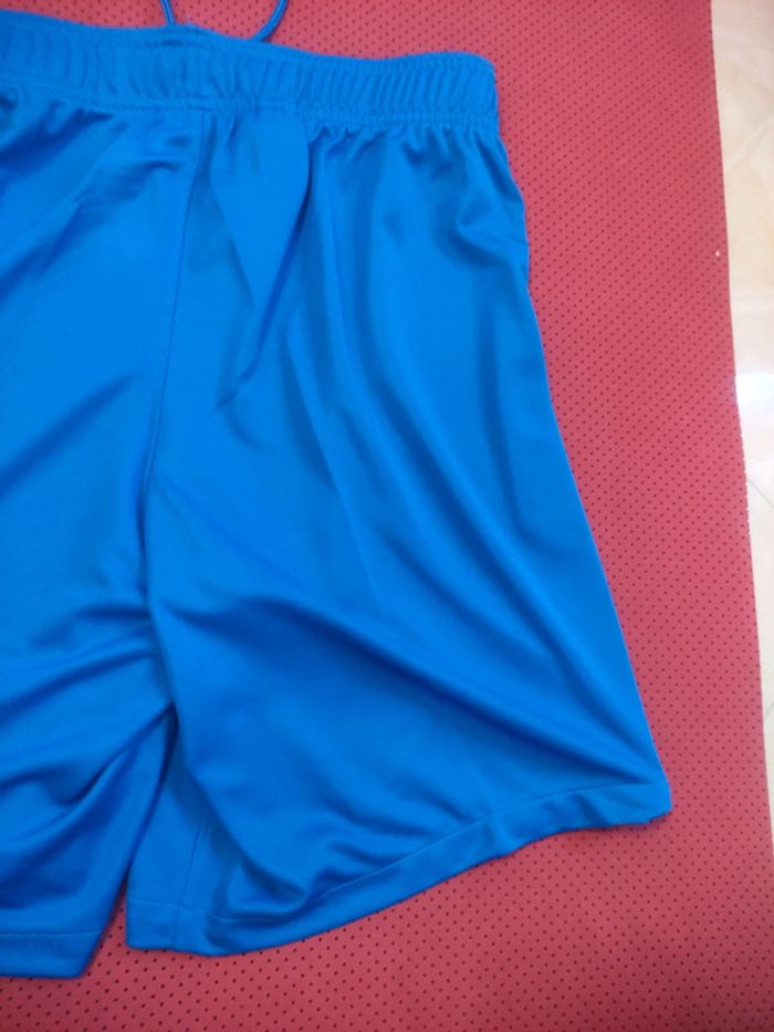 Short de foot France, Nike Authentique Officiel taille Adulte Homme M, Neuf - photo numéro 14