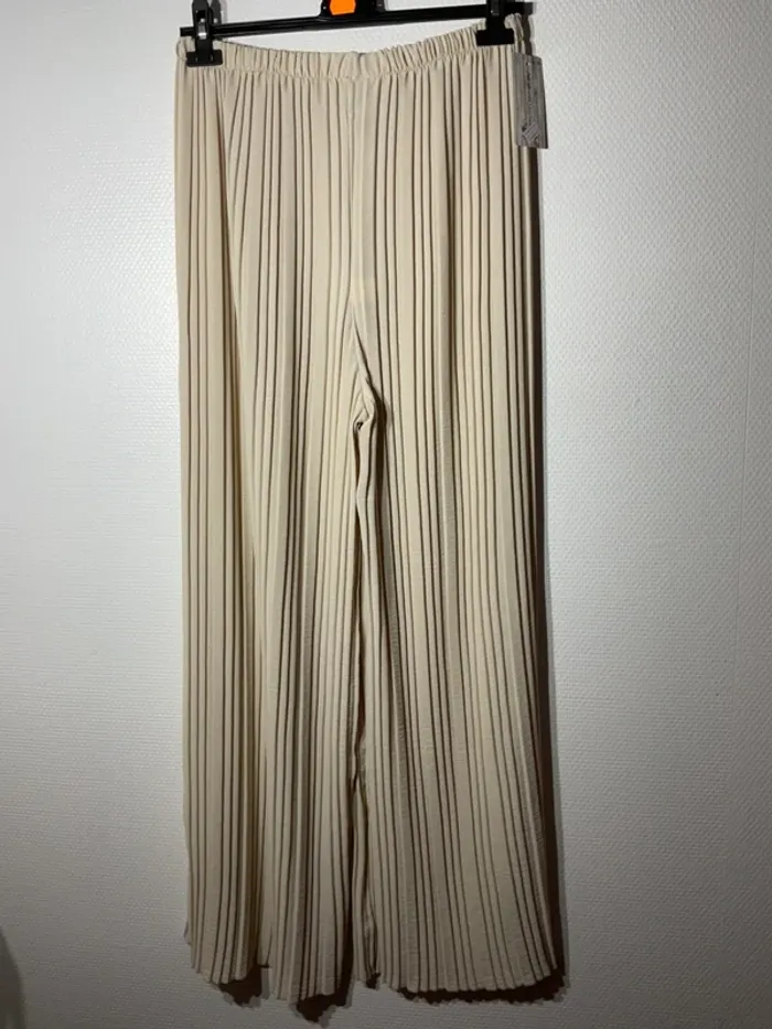 Pantalon large plissé femme taille unique (46-54)- rzfashion - neuf avec étiquette