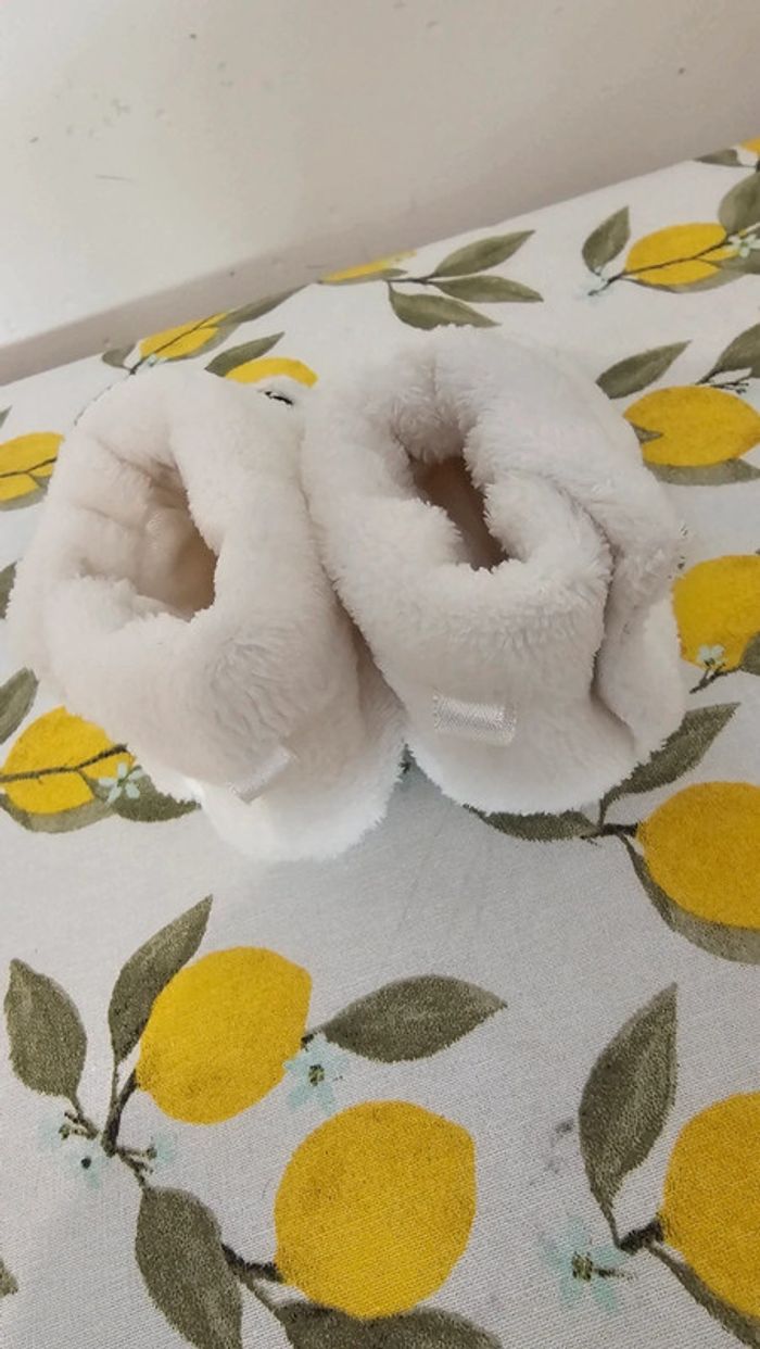Chaussons 0/3mois - photo numéro 3