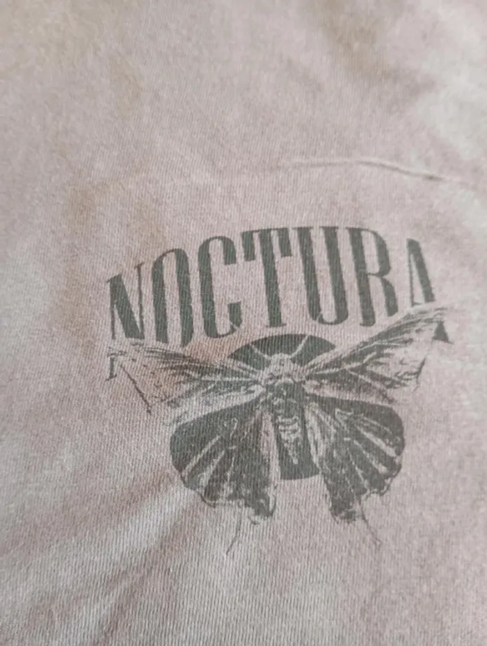 T-shirt taille M - photo numéro 2