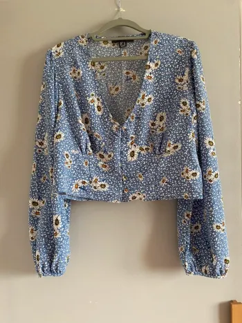 Top court à fleurs bleues Primark