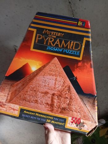 Puzzle pyramide