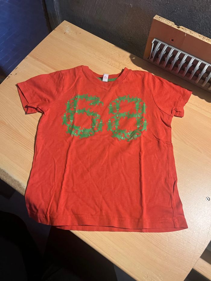 T-shirt rouge