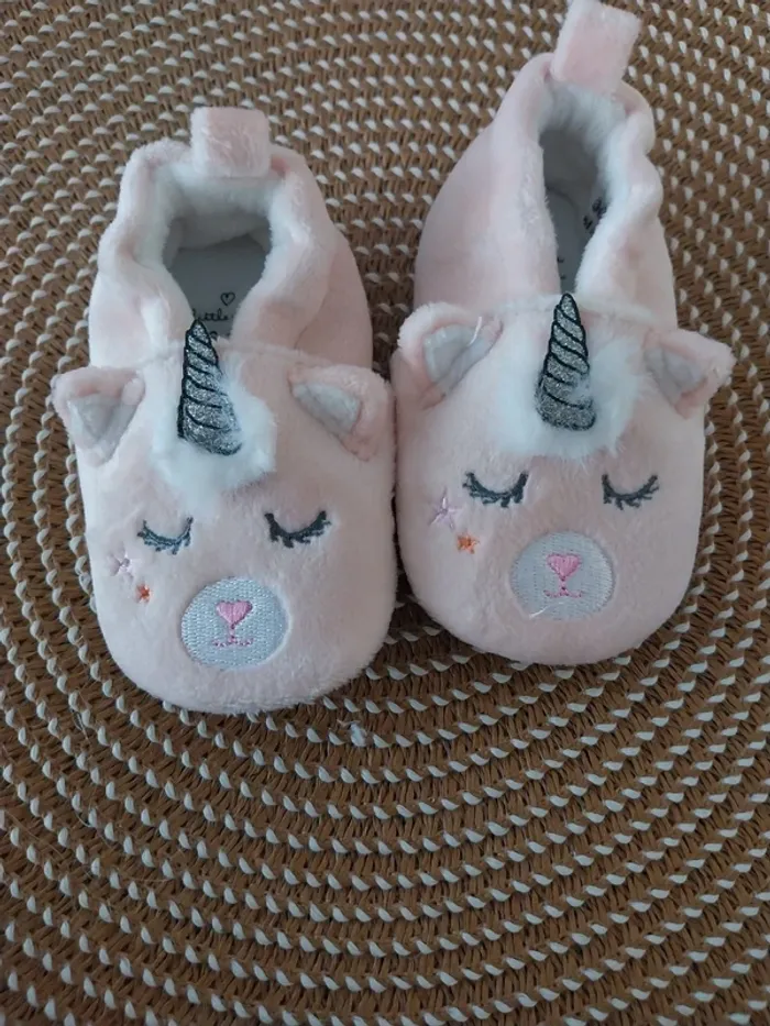 Pantoufle bébé fille antidérapante 6/12 mois