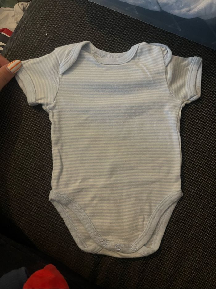 Body rayé clair 1 mois