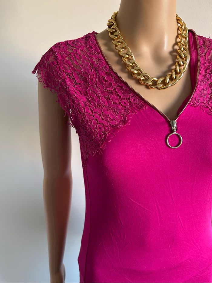 Haut rose fuchsia avec dentelle Morgan taille XS TBE - photo numéro 4