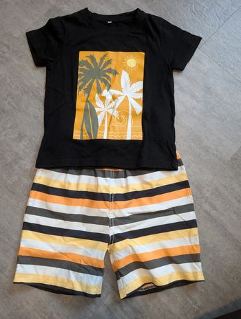 Ensemble été garçon 6 ans comme NEUF