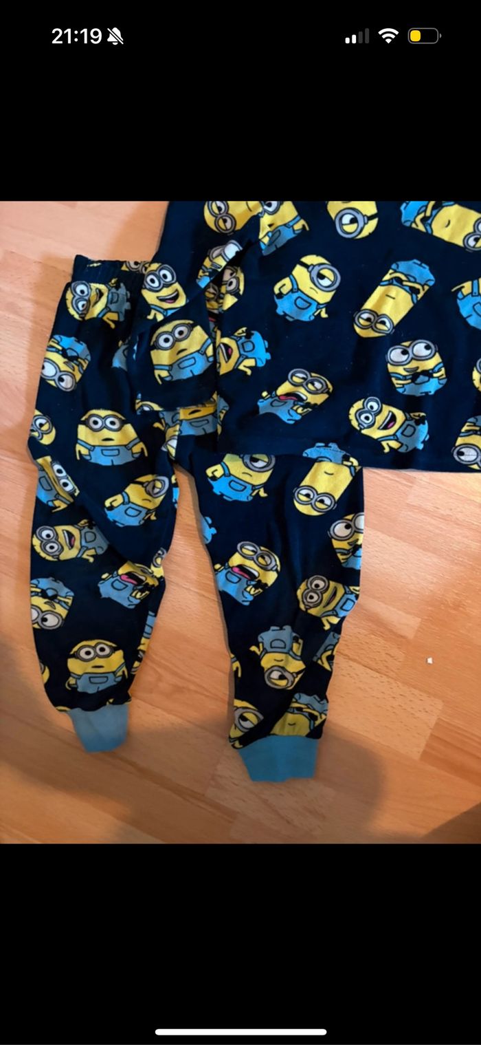 Pyjama minions primark - photo numéro 3