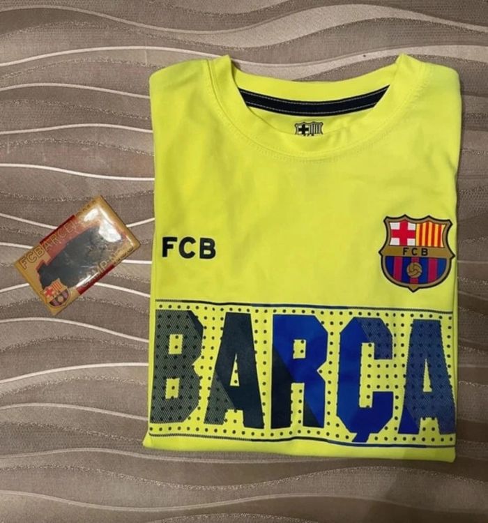Maillot Barça et magnet FCB - photo numéro 2