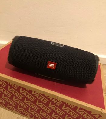 JBL change 4