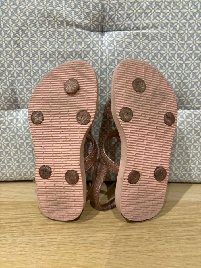 Paire de Sandales "Coquillages Roses" Pointure 27 / 28 - photo numéro 2