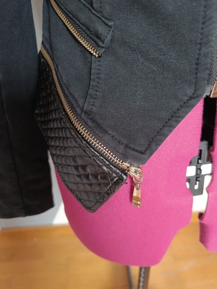 Veste noire avec simili - photo numéro 4