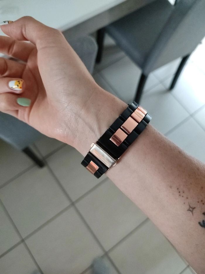 Montre femme - photo numéro 2