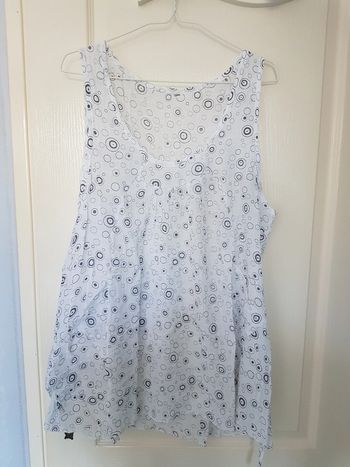 Tunique blanche et grise