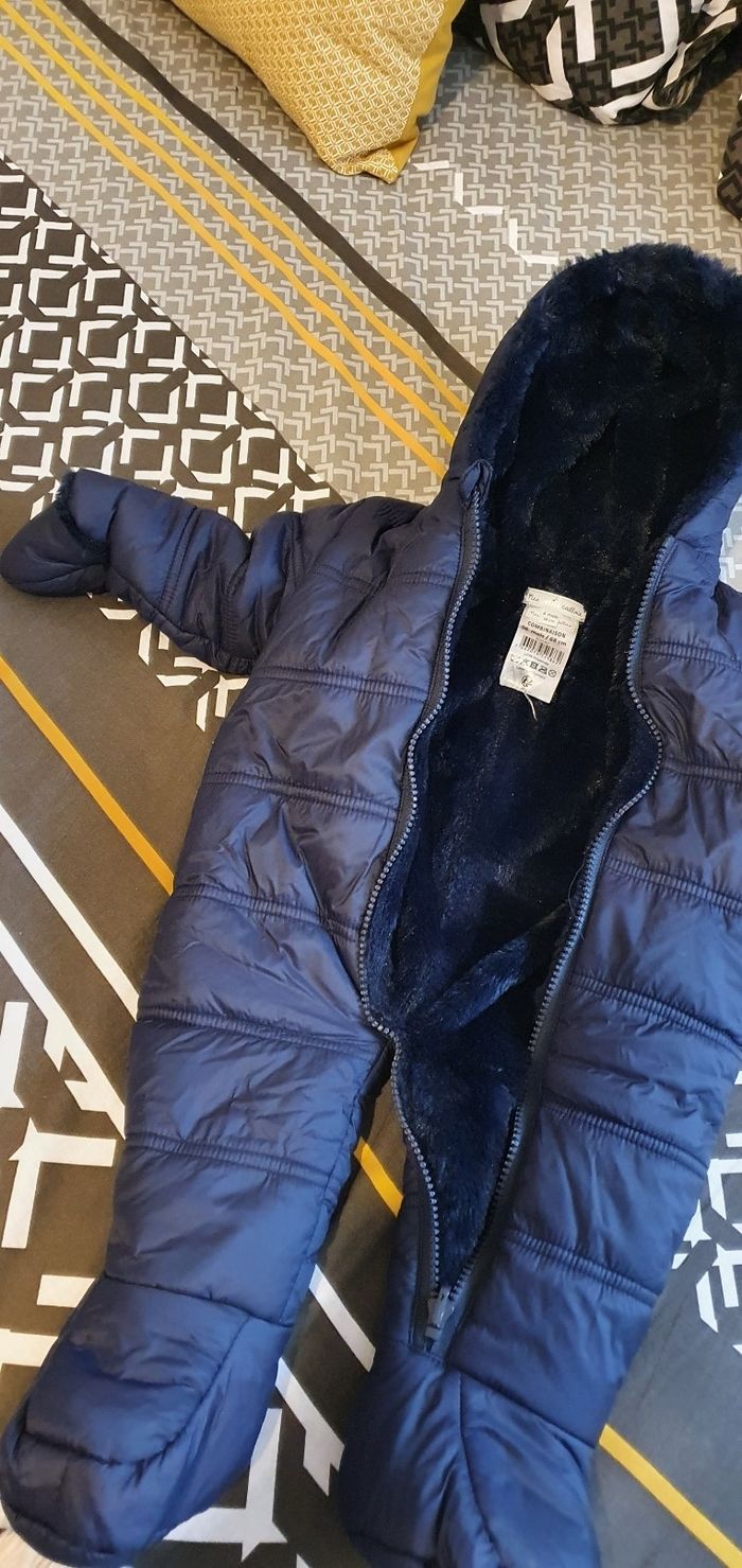 Combi 6 mois.mes petits cailloux