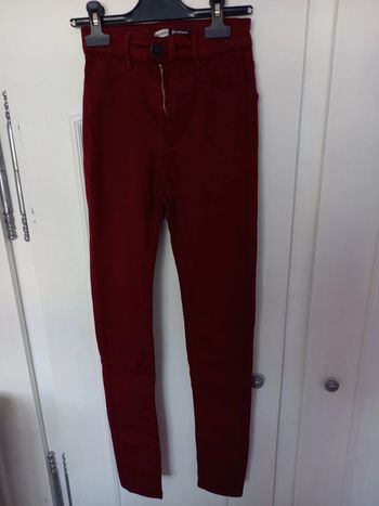 Pantalon Stradivarius taille 32