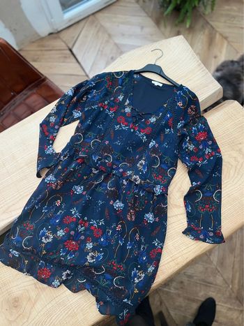 Robe femme taille 36 38 S M marque kilky fleurs voilage  •