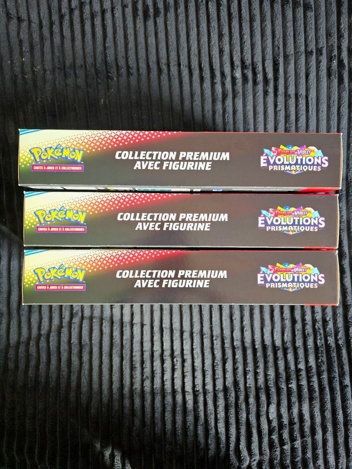 Lot de 3 Coffrets Collection Pokémon – Figurine Évolutions Prismatiques EV8.5 - photo numéro 3