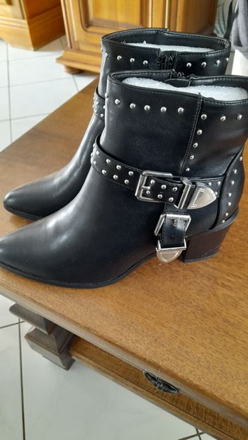 Bottine noire