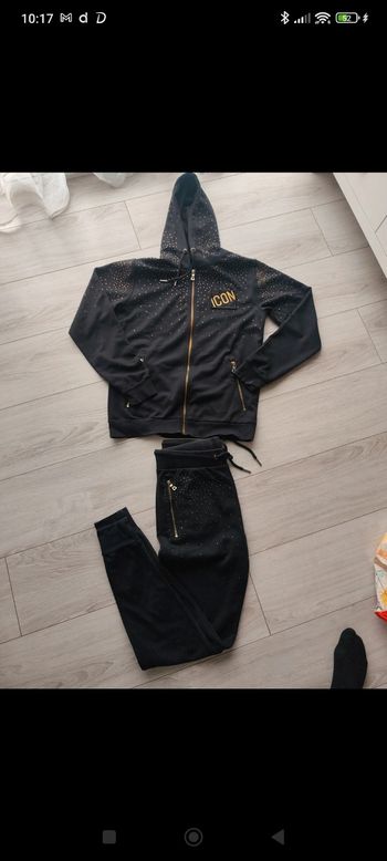 Ensemble jogging et veste taille M