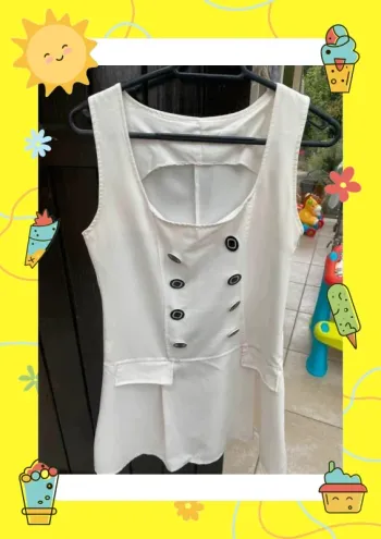 Mini robe tunique blanche à boutons L 40
