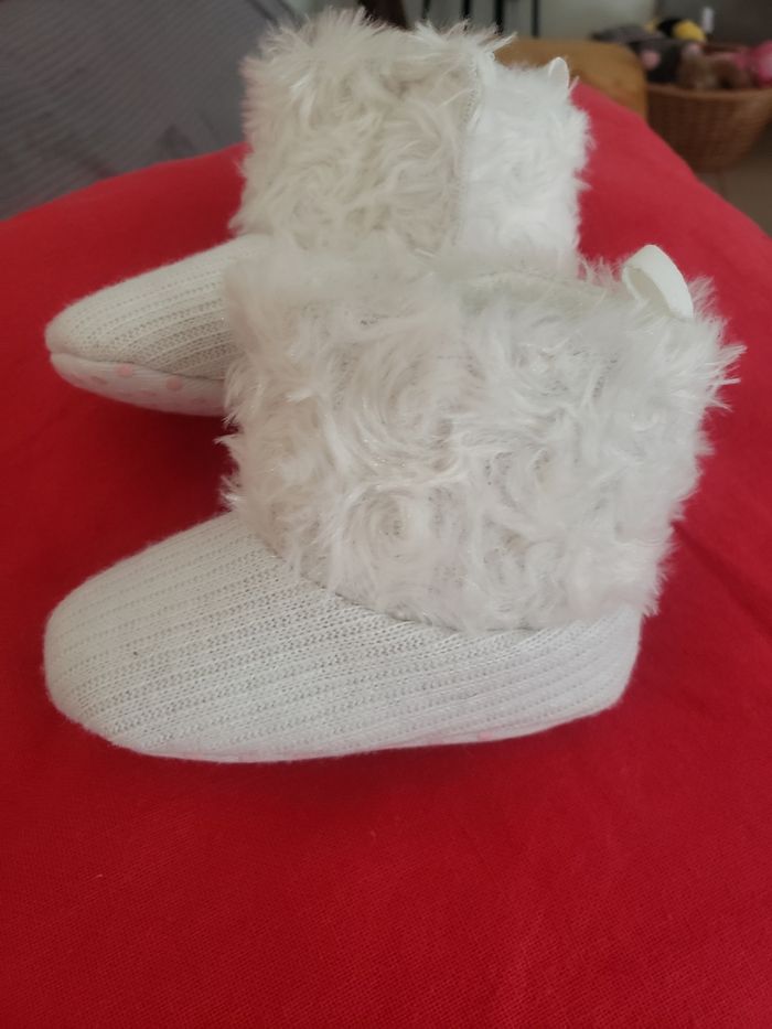 Chaussure, bottes, basket - photo numéro 2