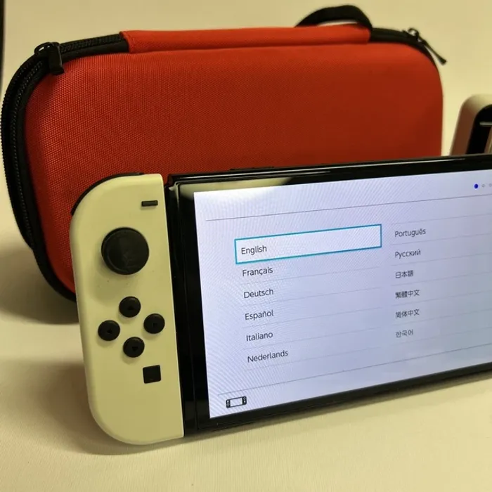 Nintendo Switch oled - photo numéro 2