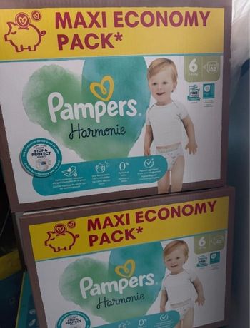 Lot de 2 cartons des couches Pampers taille 6 Harmonie