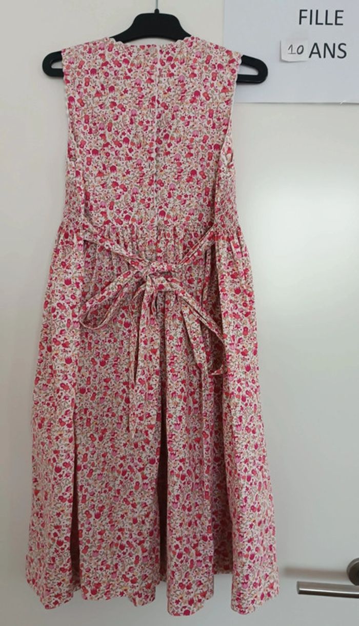 Robe fleurie 10 ans - photo numéro 2