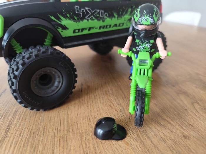 Playmobi voiture l 4x4 et moto - photo numéro 3