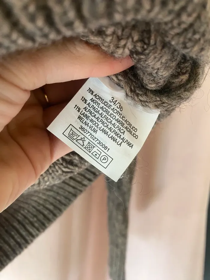 Pull neuf - photo numéro 8