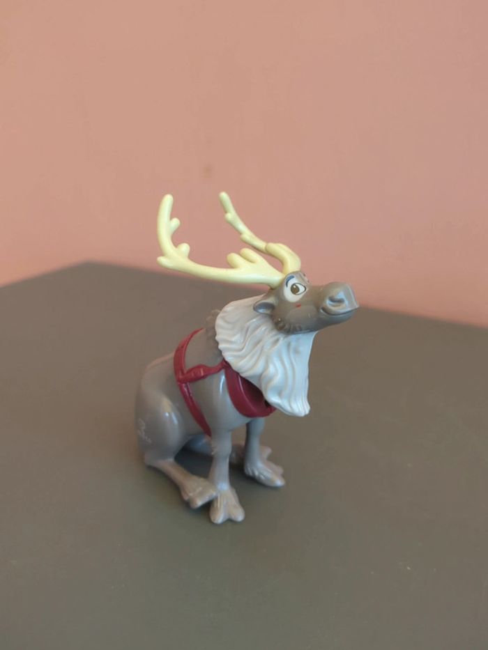 Figurine Disney Kinder Maxi La Reine Des Neiges