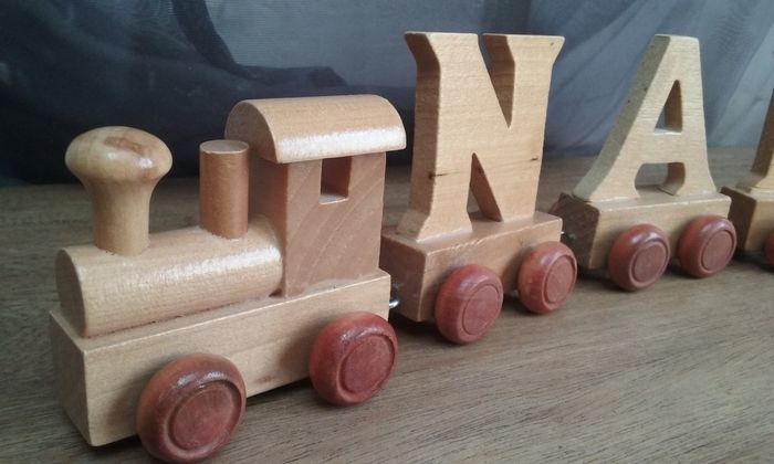 Petit train en bois - photo numéro 2