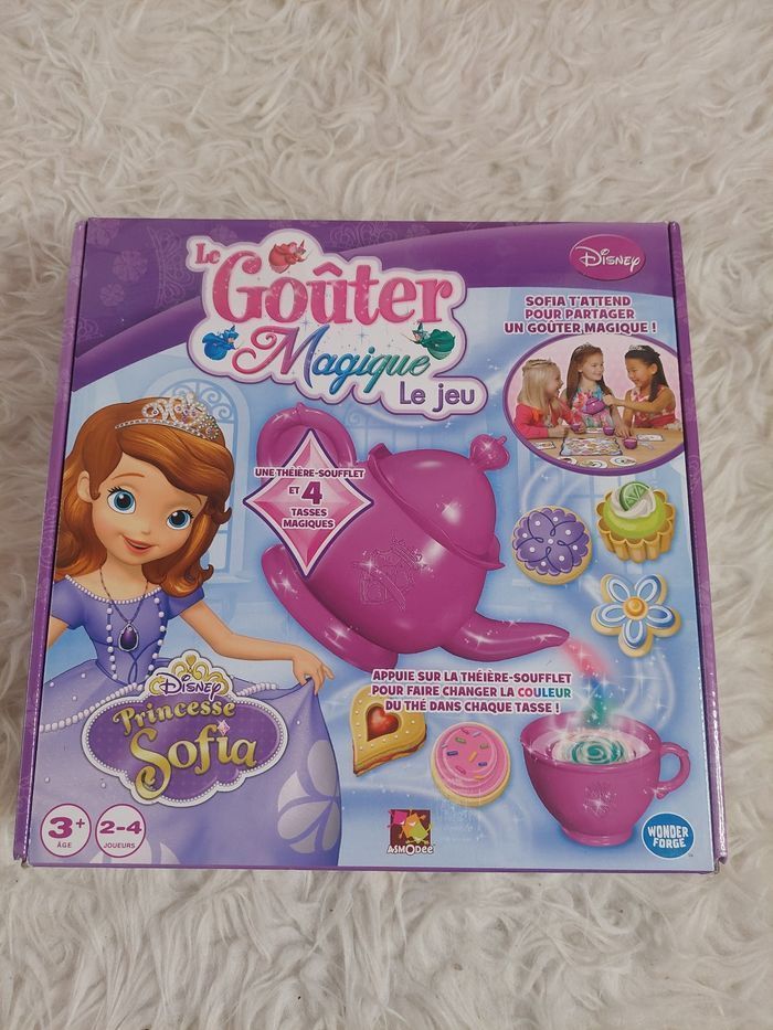 Jeu le goûter magique de Sofia Disney Princesse TBE  ☕️ - photo numéro 2