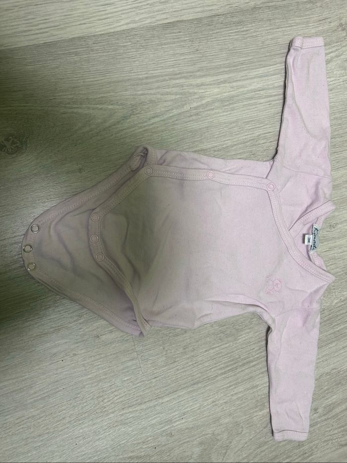 Lot de vêtements - photo numéro 2