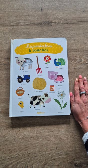 Grand livre imagier à toucher : La ferme