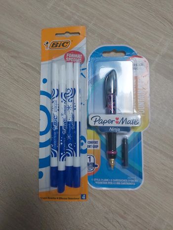 Lot stylo encre et effaceur
