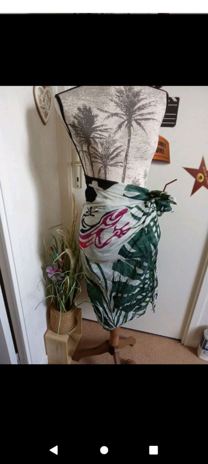 Paréo femme motif salamandre, feuille, été plage, piscine taille unique - photo numéro 2