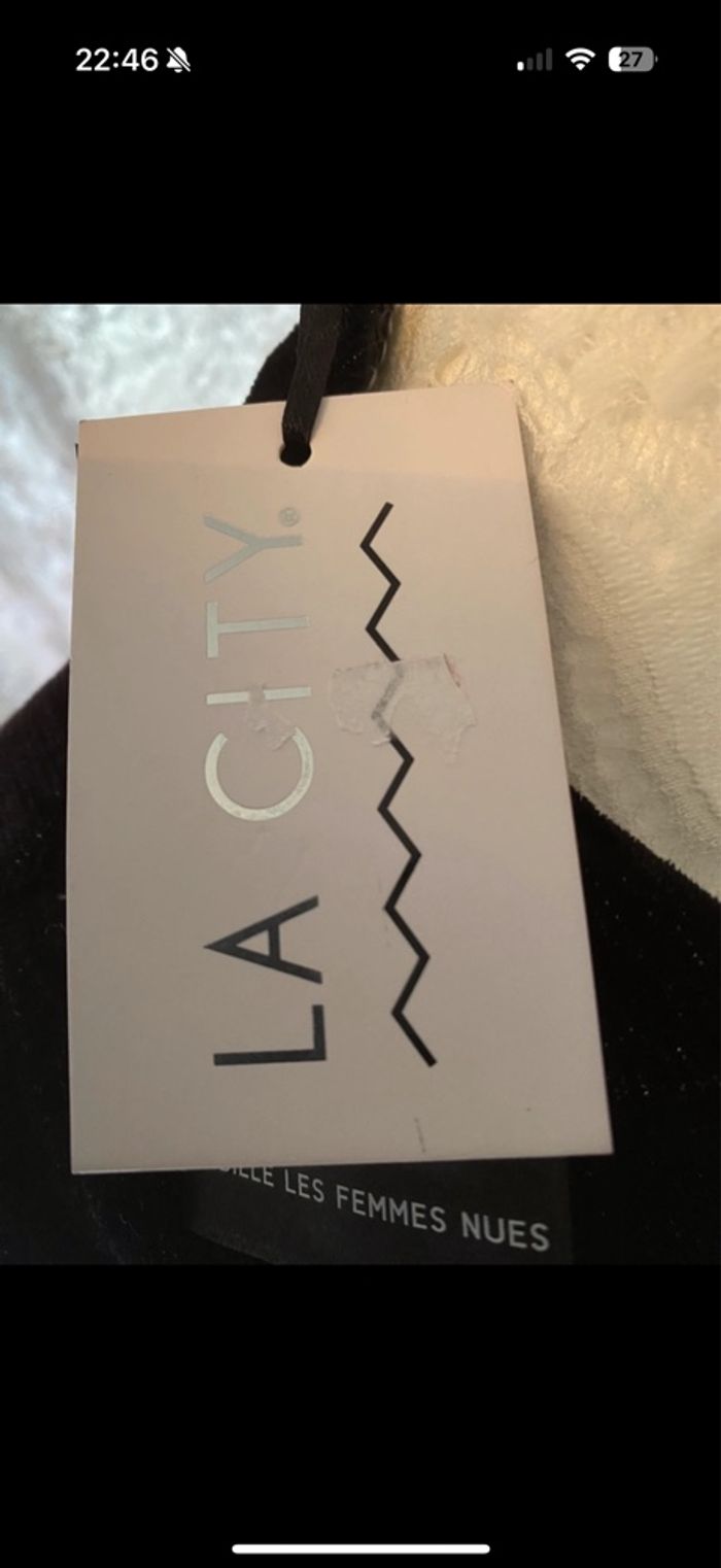 Robe noir velours La City  neuf T40 - photo numéro 2